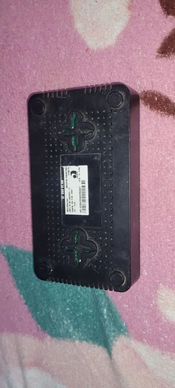 Switch Intelbras SF800 Fast Ethernet 8 portas. - Foto 2