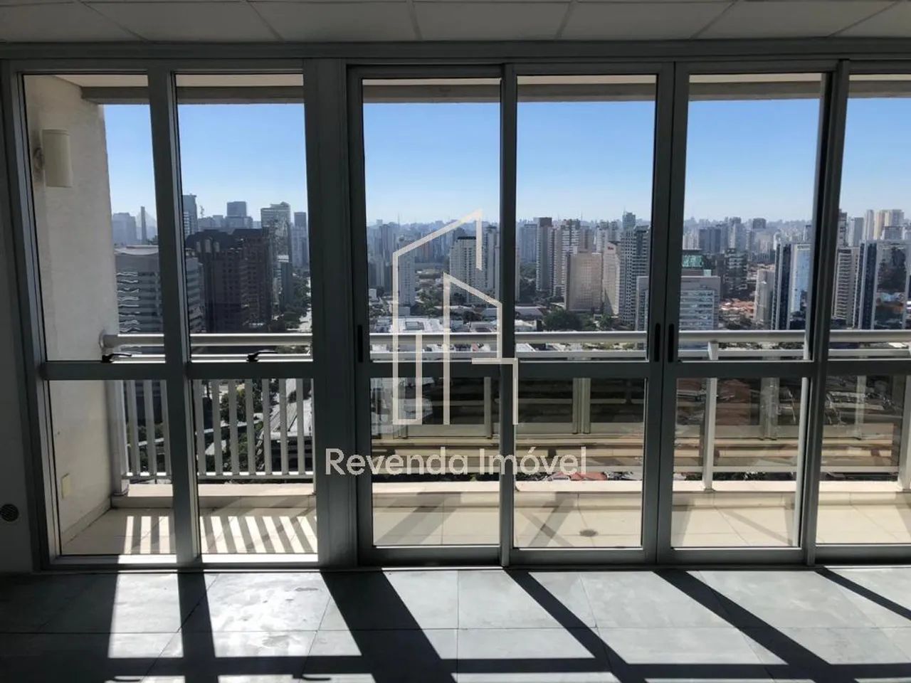 Conj Comercial de 98 m² com 2 vagas ao lado do PArque da Cidade - Foto 3