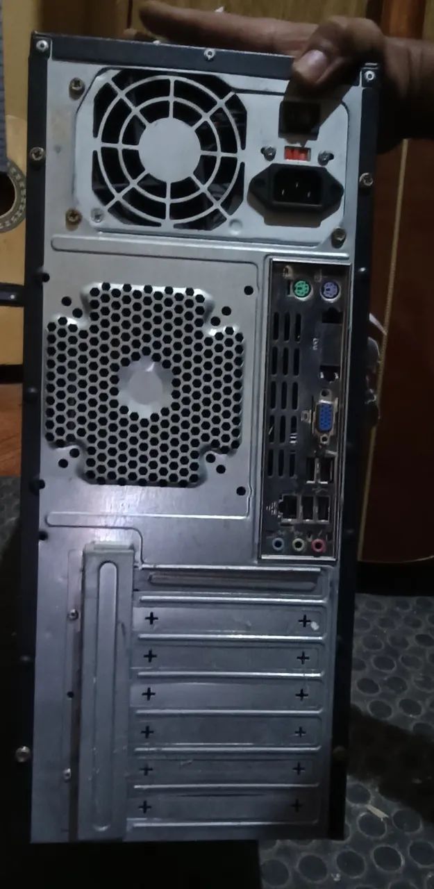 Computador de mesa, CPU , Monitor Sansung e Mouse - Foto 3