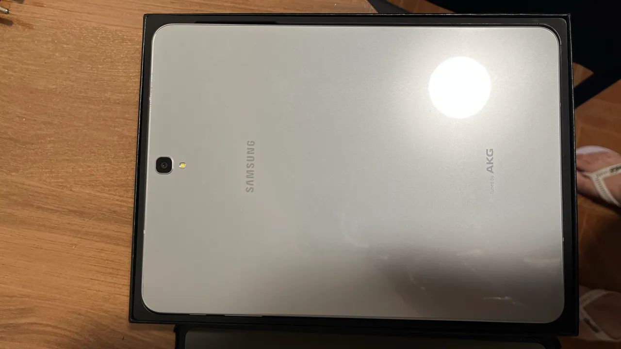 Tablet Samsung tab s3 COM DEFEITO NA PLACA - Foto 5