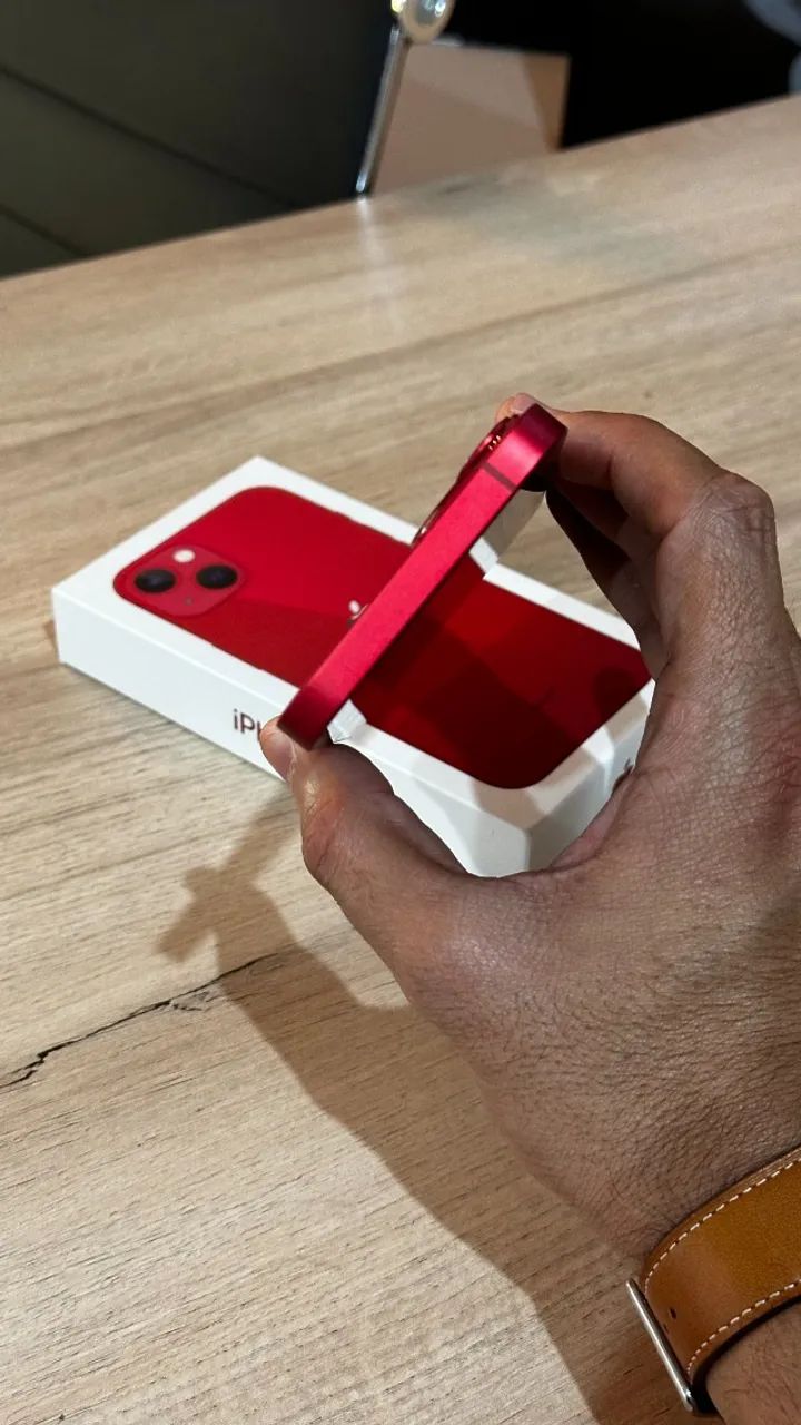 iPhone 13 128GB Vermelho - Nota fiscal e garantia! Bateria 100