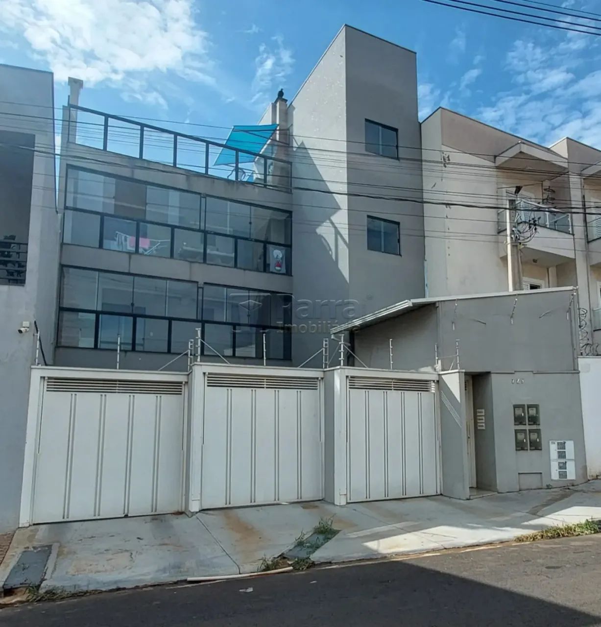 Aluga-se Apartamento