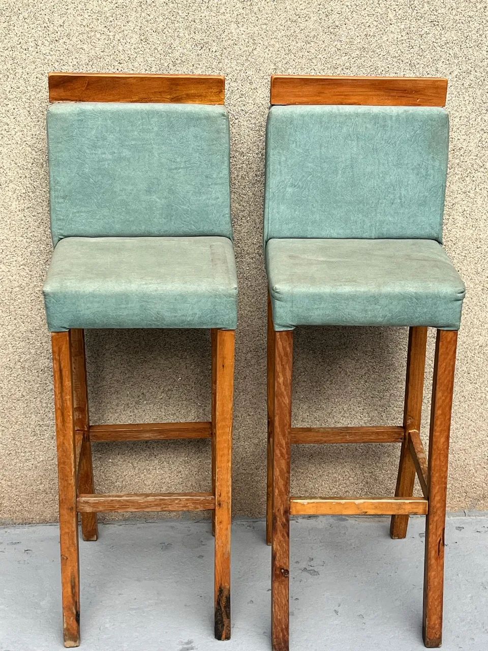 Banquetas Rústicas para Área Interna e externa - Conjunto com 4 Unidades 