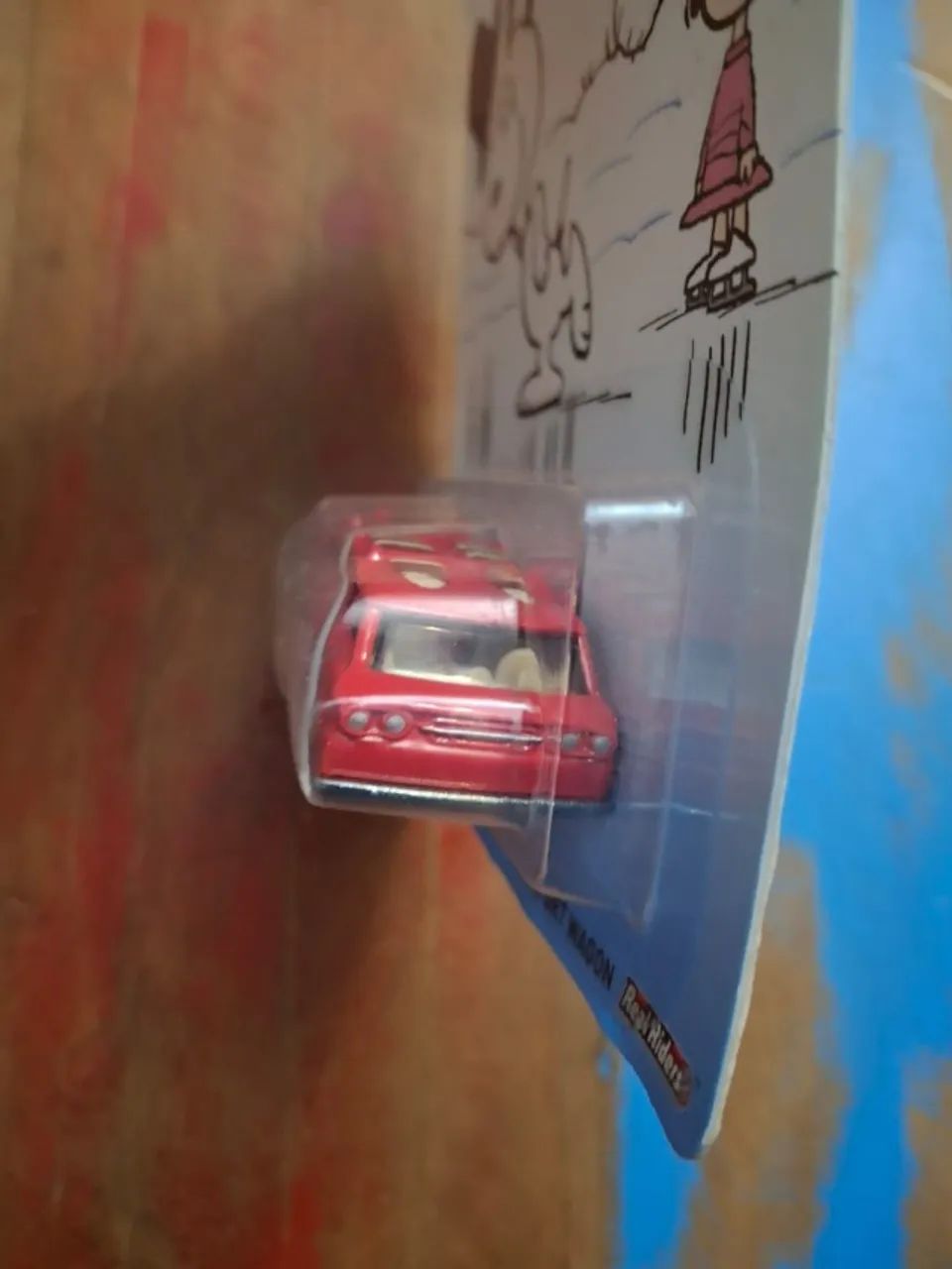 Hot Wheels Premium Custom Chevy Greenbier Sport Wagon Peanuts - Foto 2