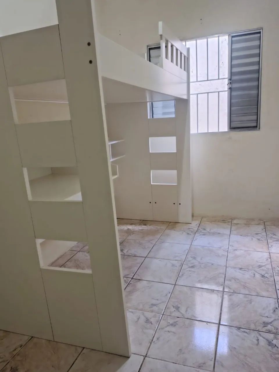 Beliche  com Escrivaninha e Nichos Branco  - Foto 4