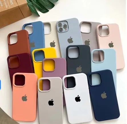 Capa Capinha Case Silicone Aveludada Para iPhone 13 Normal - Linha de Capas Premium