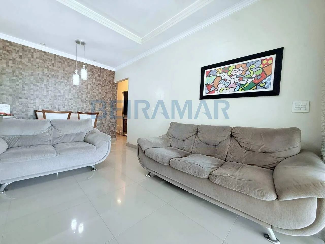 Casa de 2 Quartos com Suíte + Edícula Independente (Samambaia Norte)