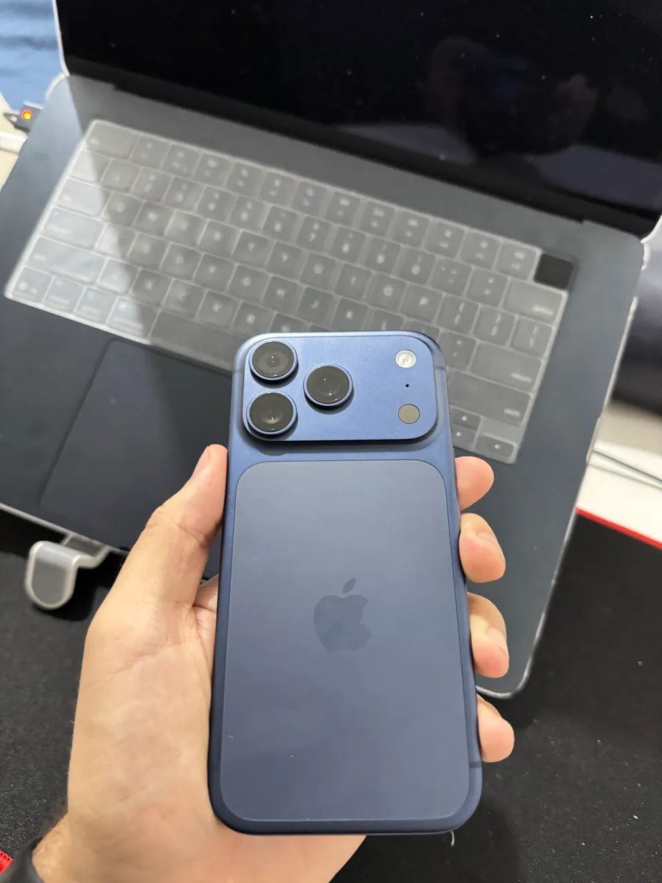 iPhone 17 pro 512gb