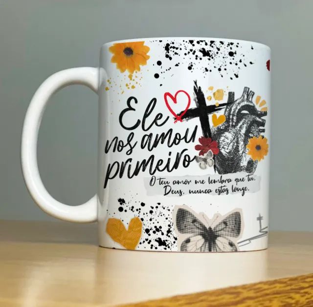 Caneca Personalizada Ele me Amou Primeiro