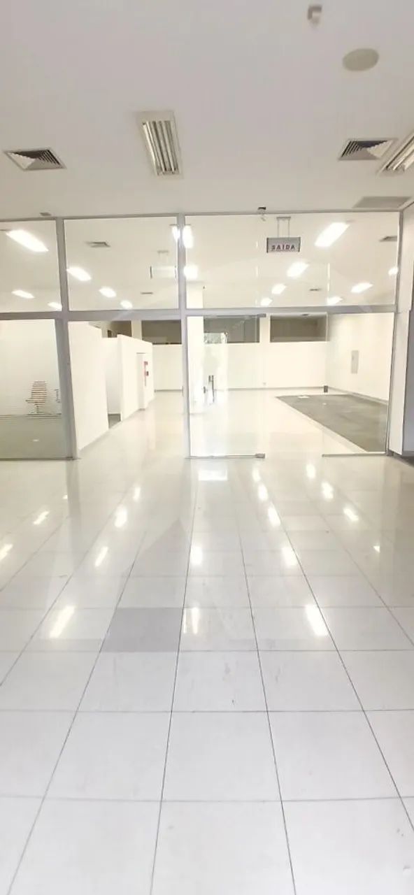 Prédio Comercial na Av. Zumkeller, Zona Norte