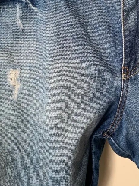 Bermuda Jeans Le Lis Denim Destroyed Azul Tam 46 Barra Desfiada - Foto 4