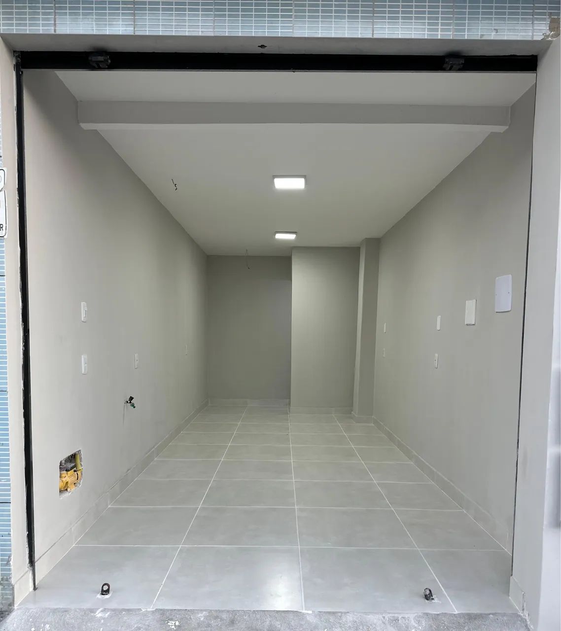 ALUGA-SE PONTO COMERCIAL 