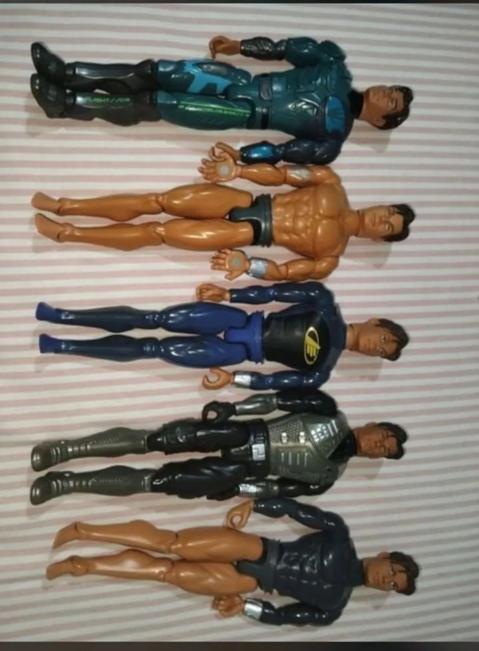 Bonecos Max steel 
