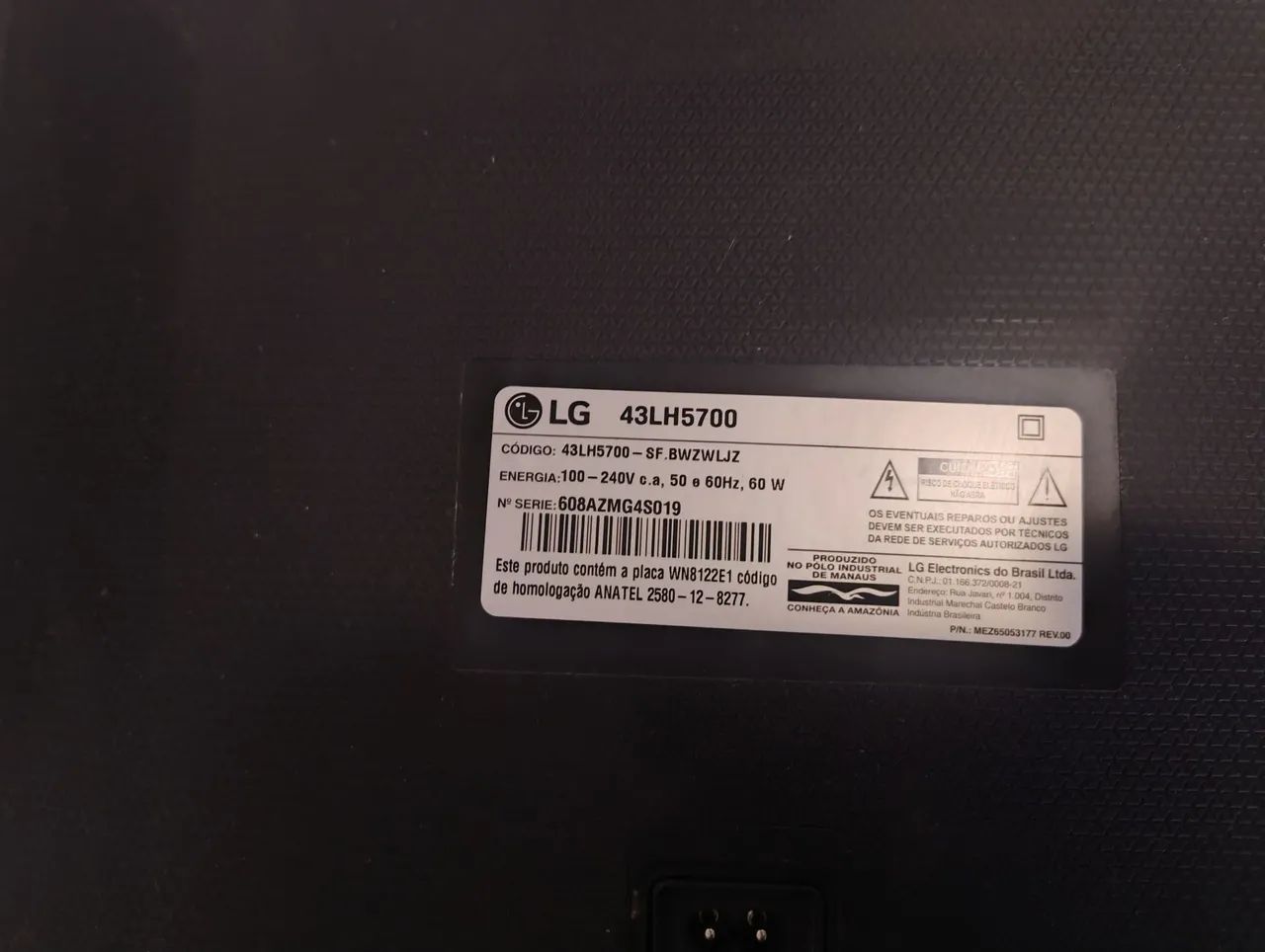 Vende-se tv 43 polegadas com defeito pra arrumar ou tira pecas - Foto 2