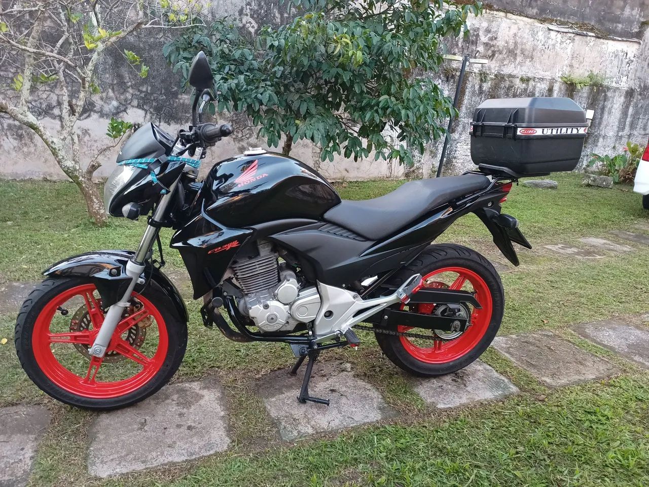 CB 300R  - Foto 2