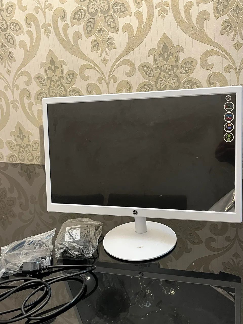 Vendo Monitor Novo nunca usado 20/21 polegadas