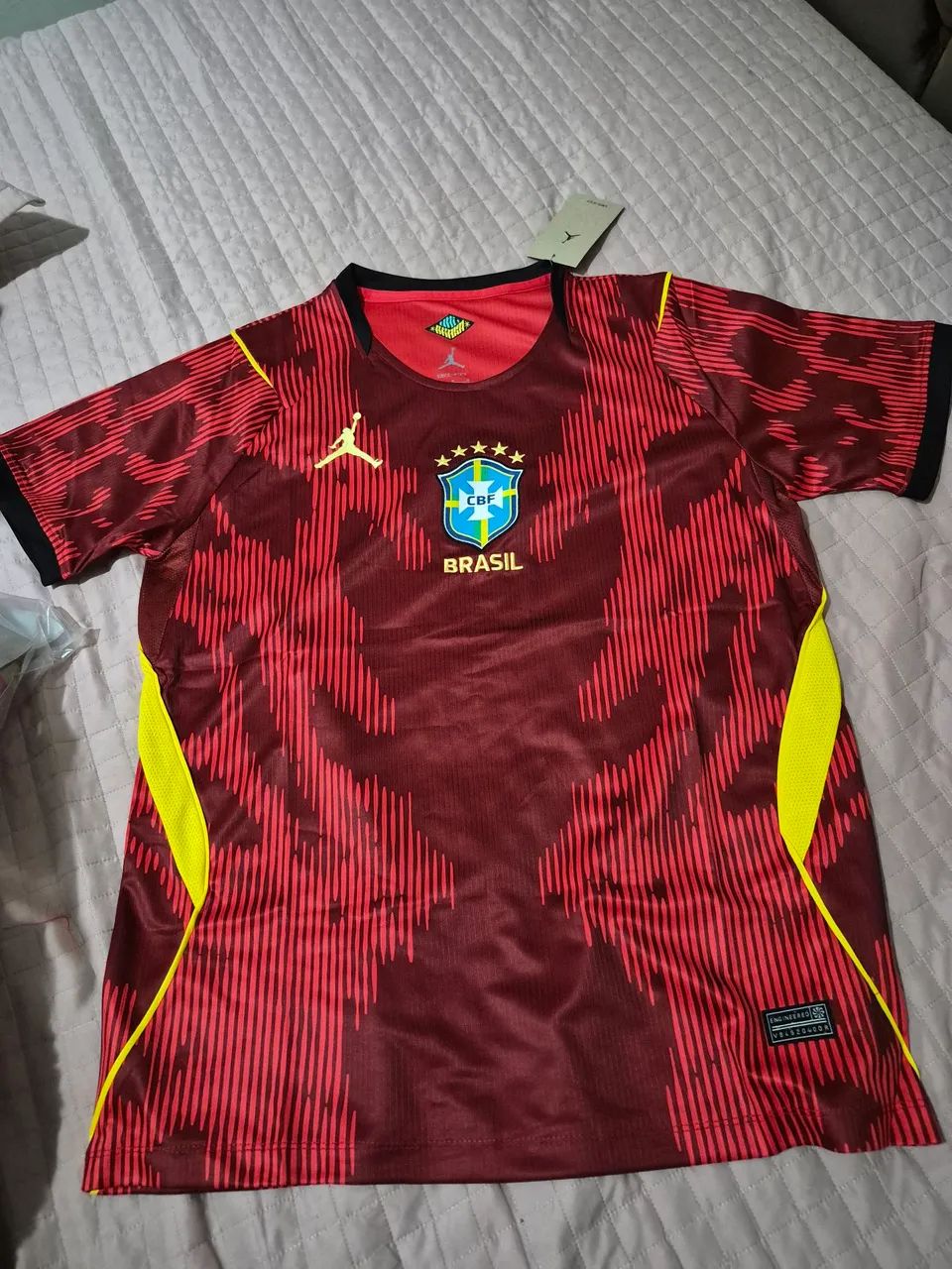 Camisa vermelha M Brasil 2026