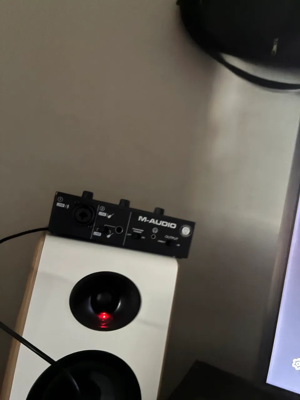 Placa de som M audio track solo 2 zerada