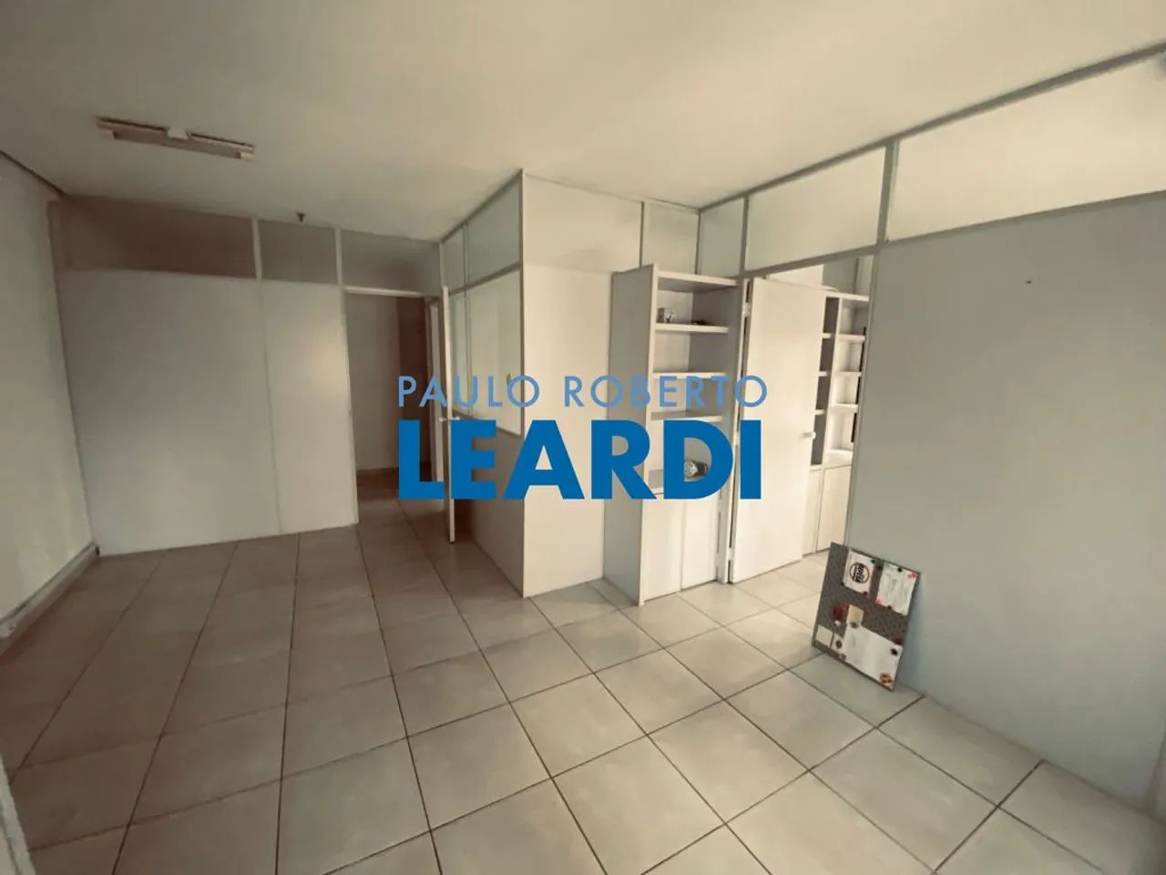 CONJ. COMERCIAL - PERDIZES - SP