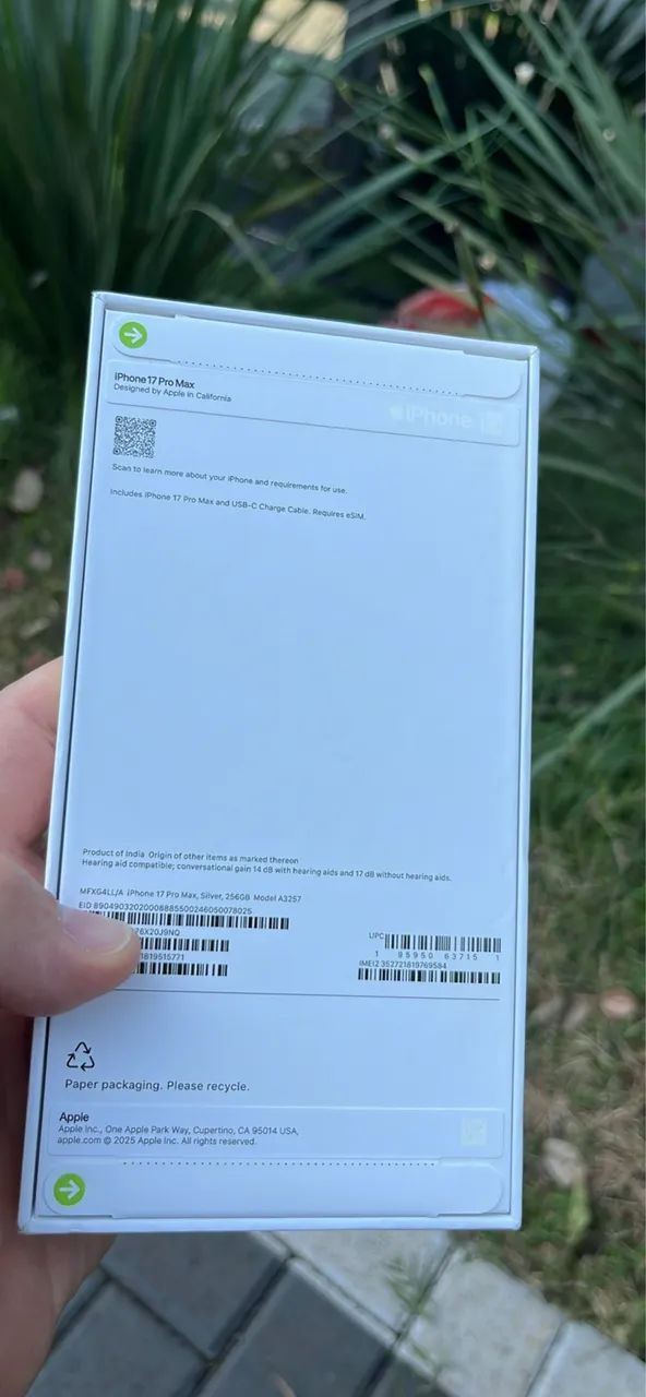 Vendo iPhone 17 Pro Max 256 Silver  - Foto 2