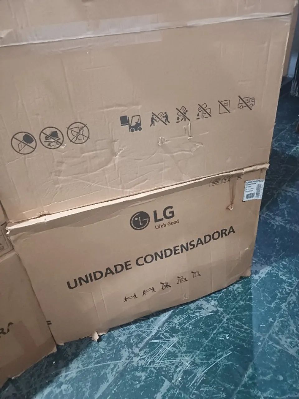 AR CONDICIONADO SPLIT LG 24.000 BTUS- CASSETE.