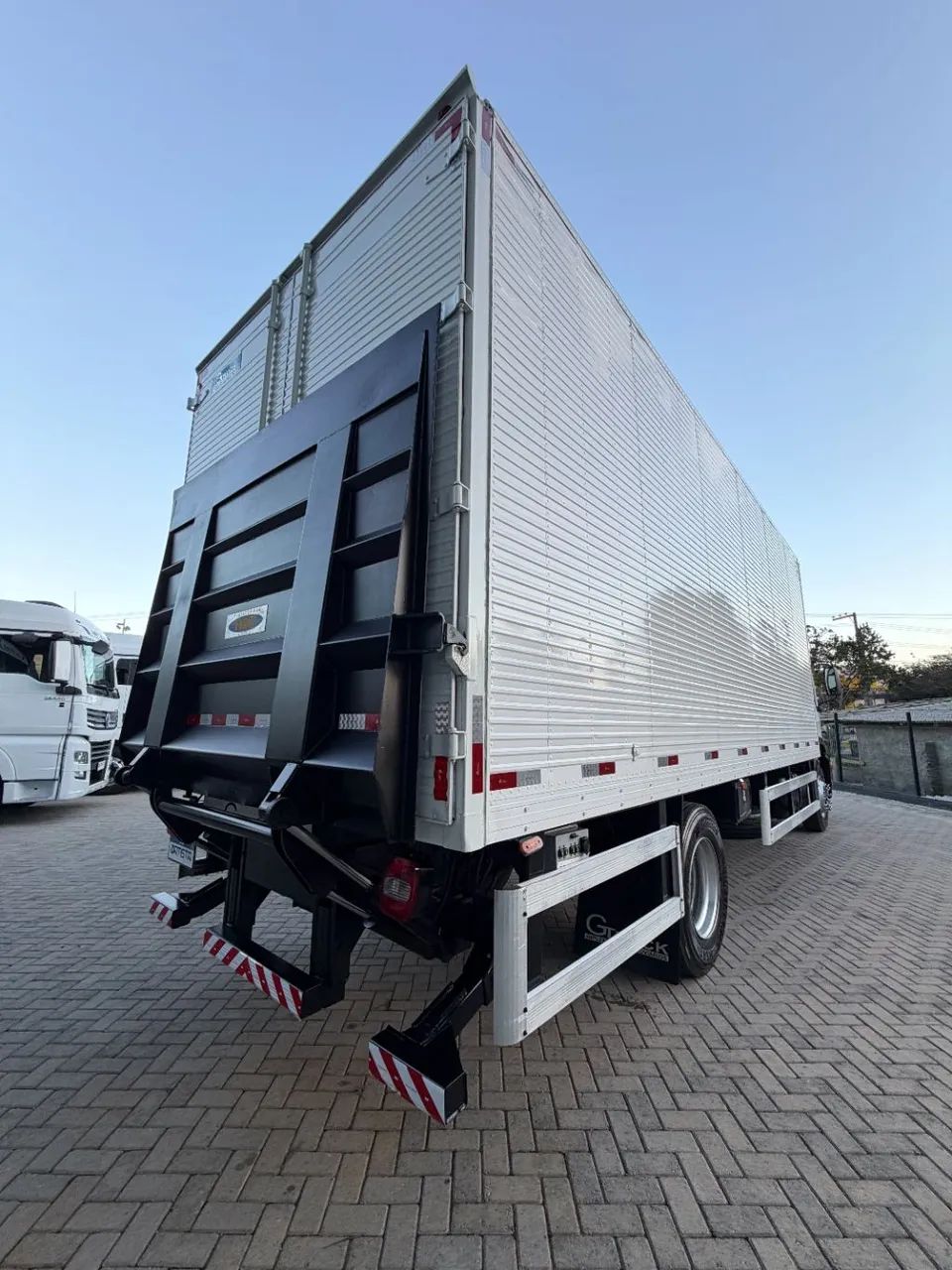 Vw 17-190 - BauGtruck com plataforma HBZ - Foto 4