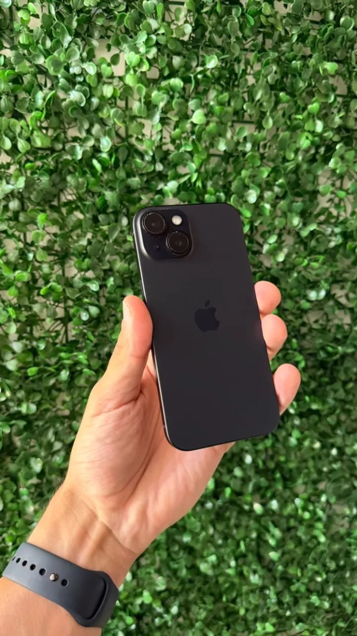 iPhone 15 128GB