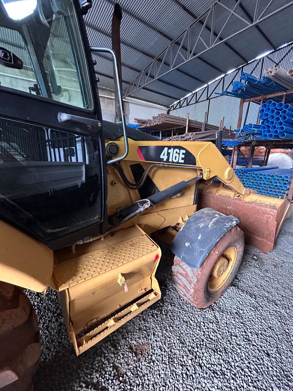 Retroescavadeira Cat  - Foto 3