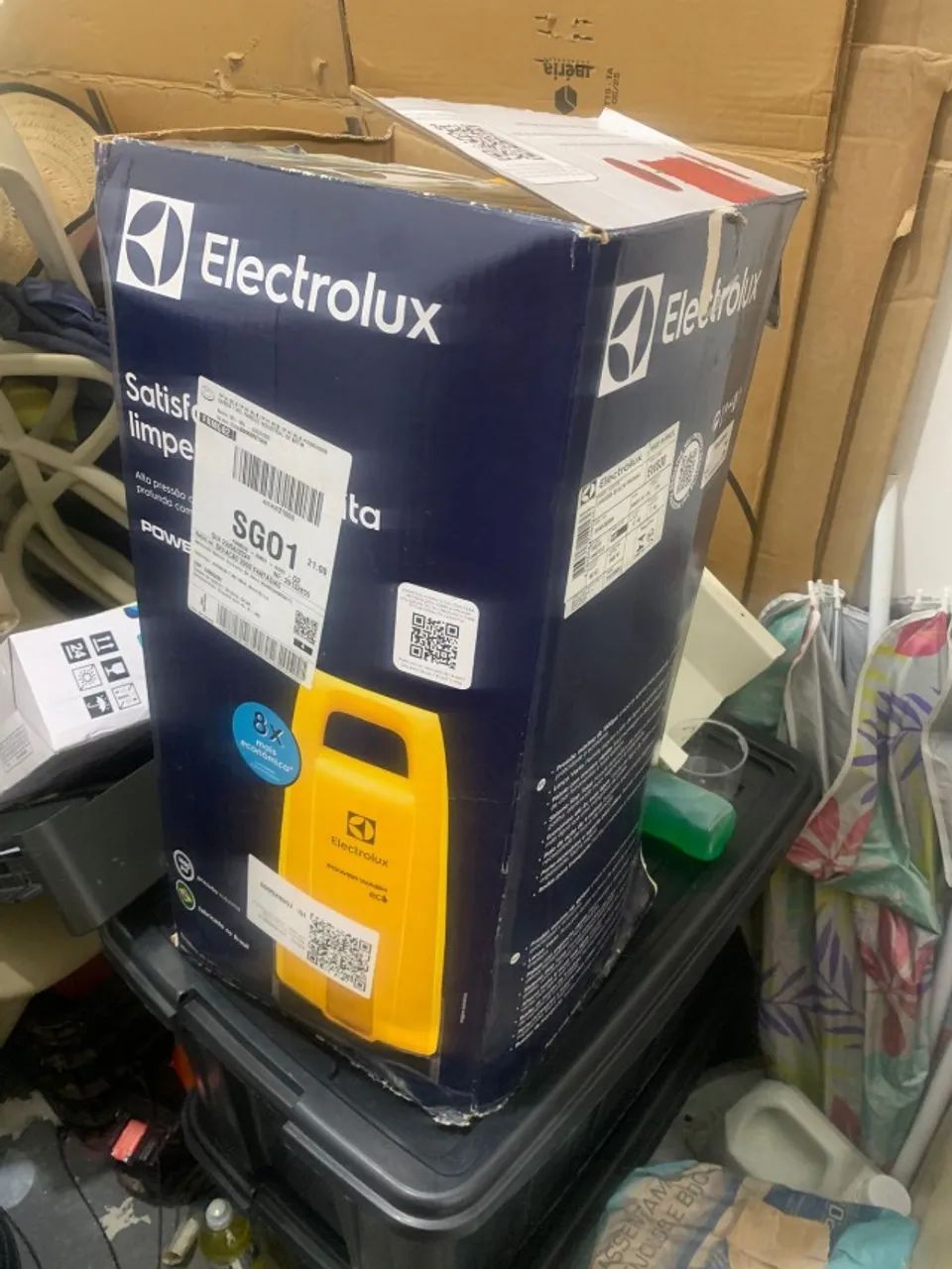 Lavadora Alta Pressão Electrolux Power Wash Eco EWS30 - Único Dono