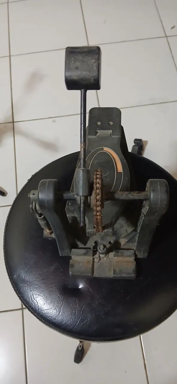 Pedal simples de bateria