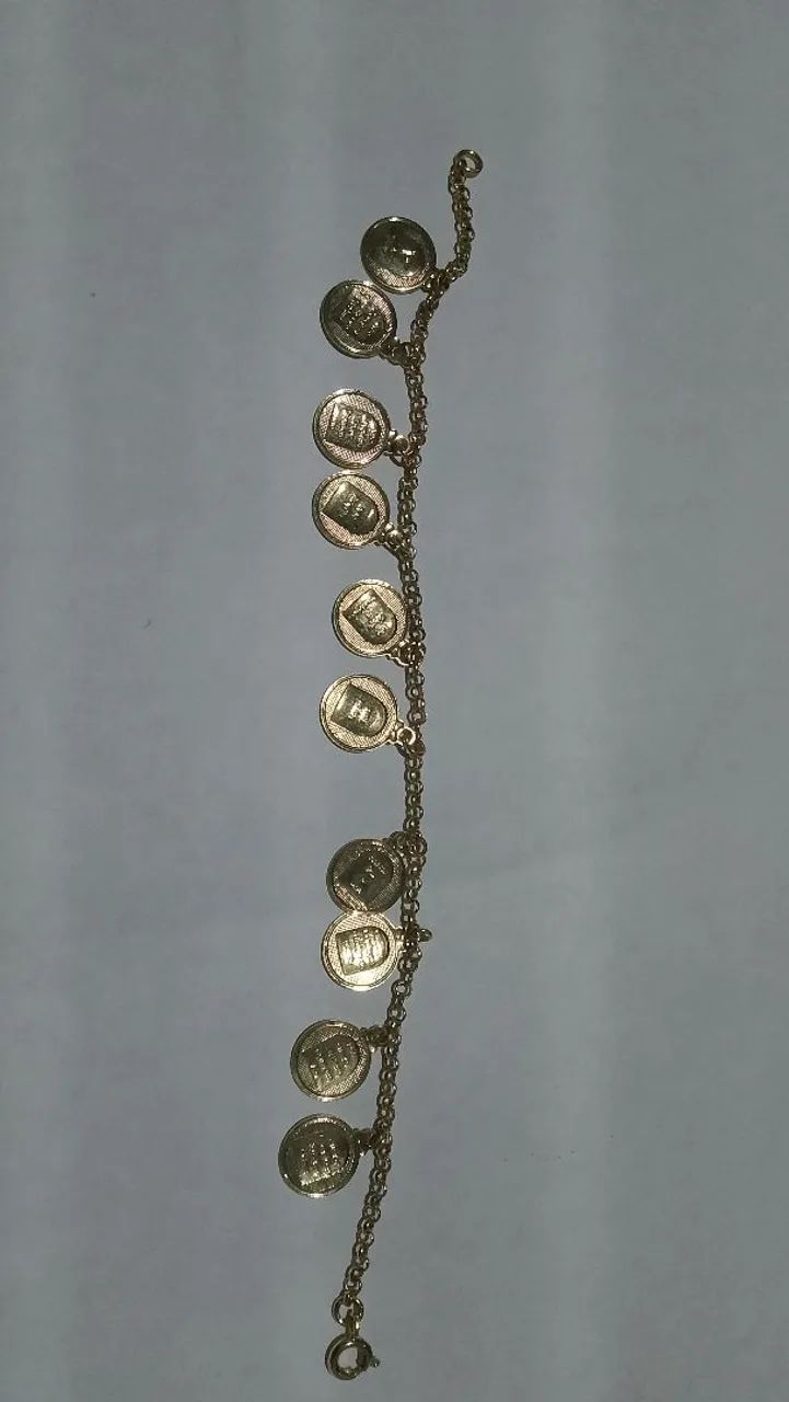 Pulseira dos 10 mandamentos banhada a ouro 