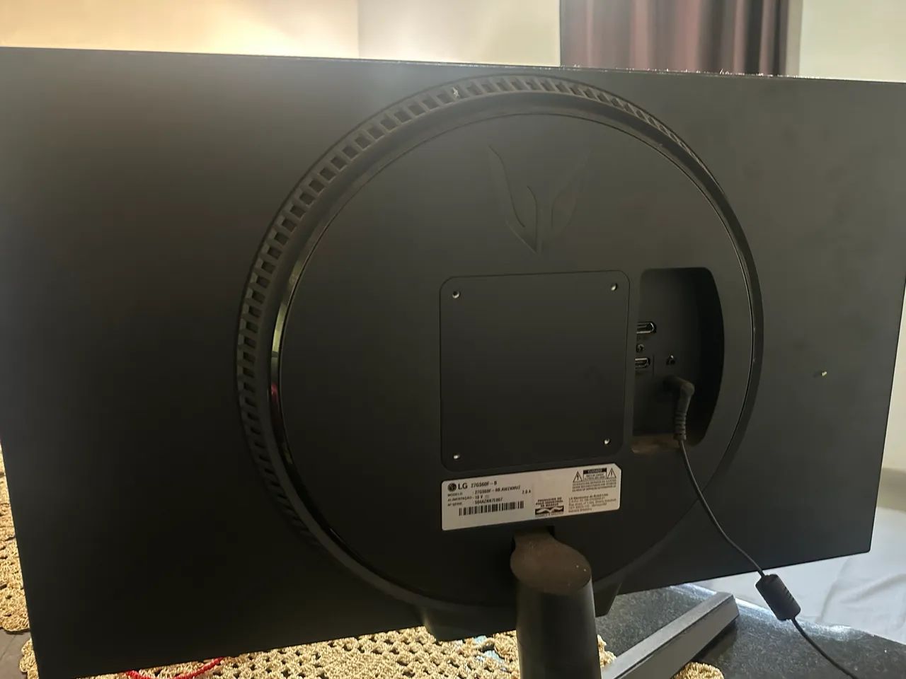 Monitor LG Ultra Gear  - Foto 2