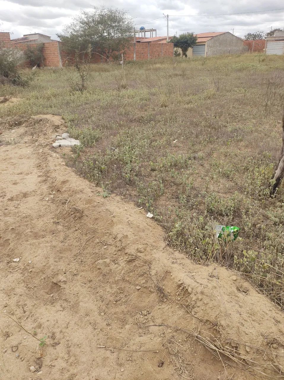Vendo ou troco terreno, aceito carro ou moto 