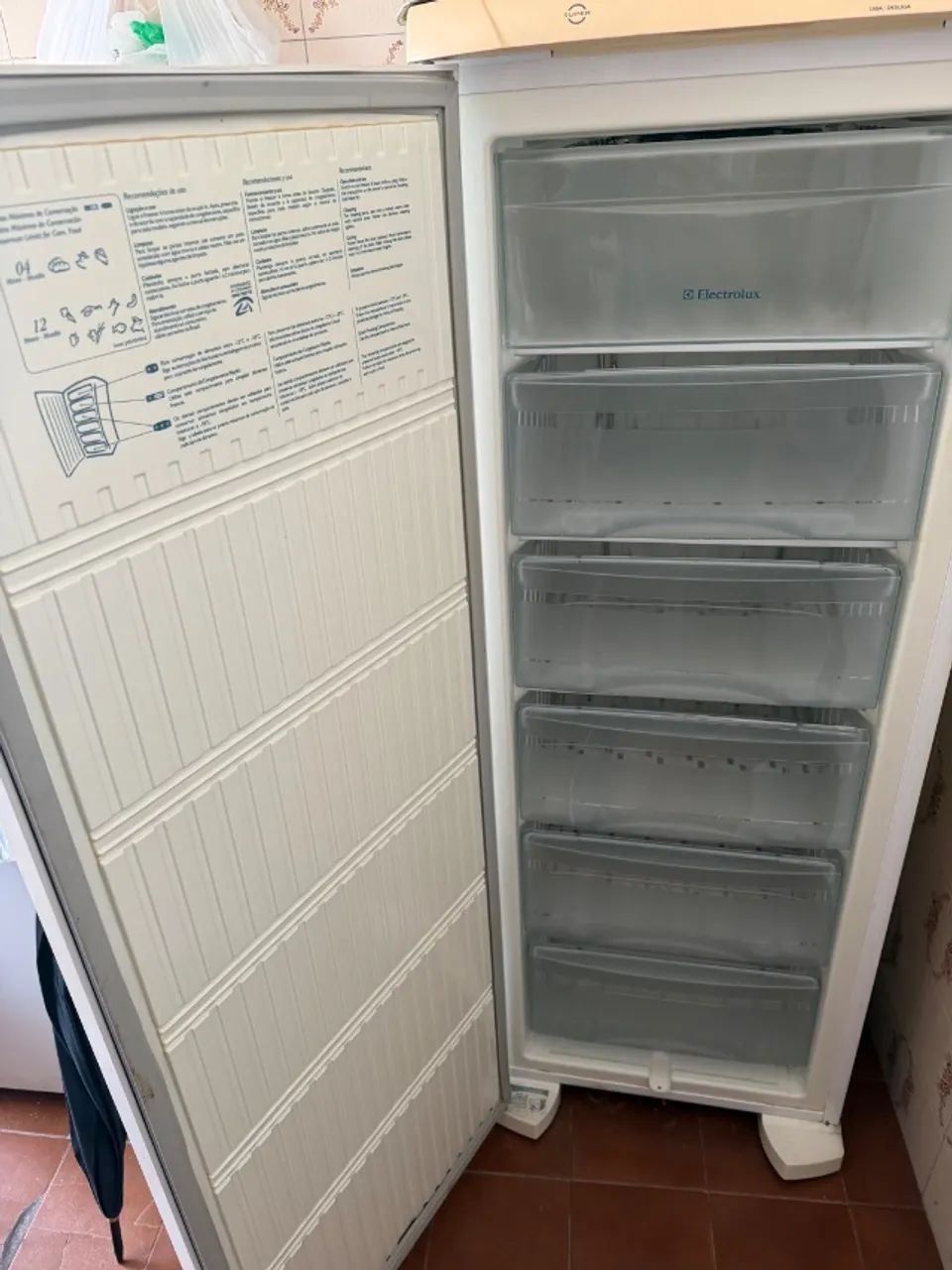 Freezer FE22 eletrolux  - Foto 5