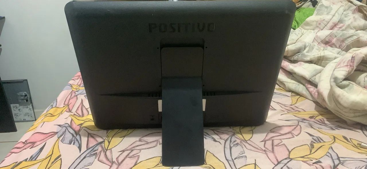 Monitor 60hz ( VGA ) 18,5 polegadas - Foto 3