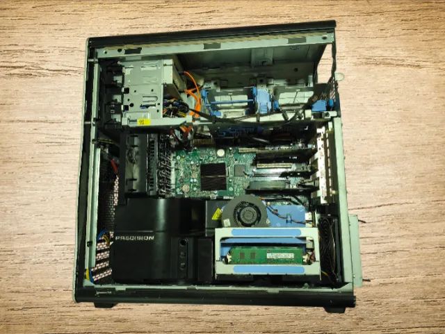 Dell INSPIRON T7500 - Foto 3