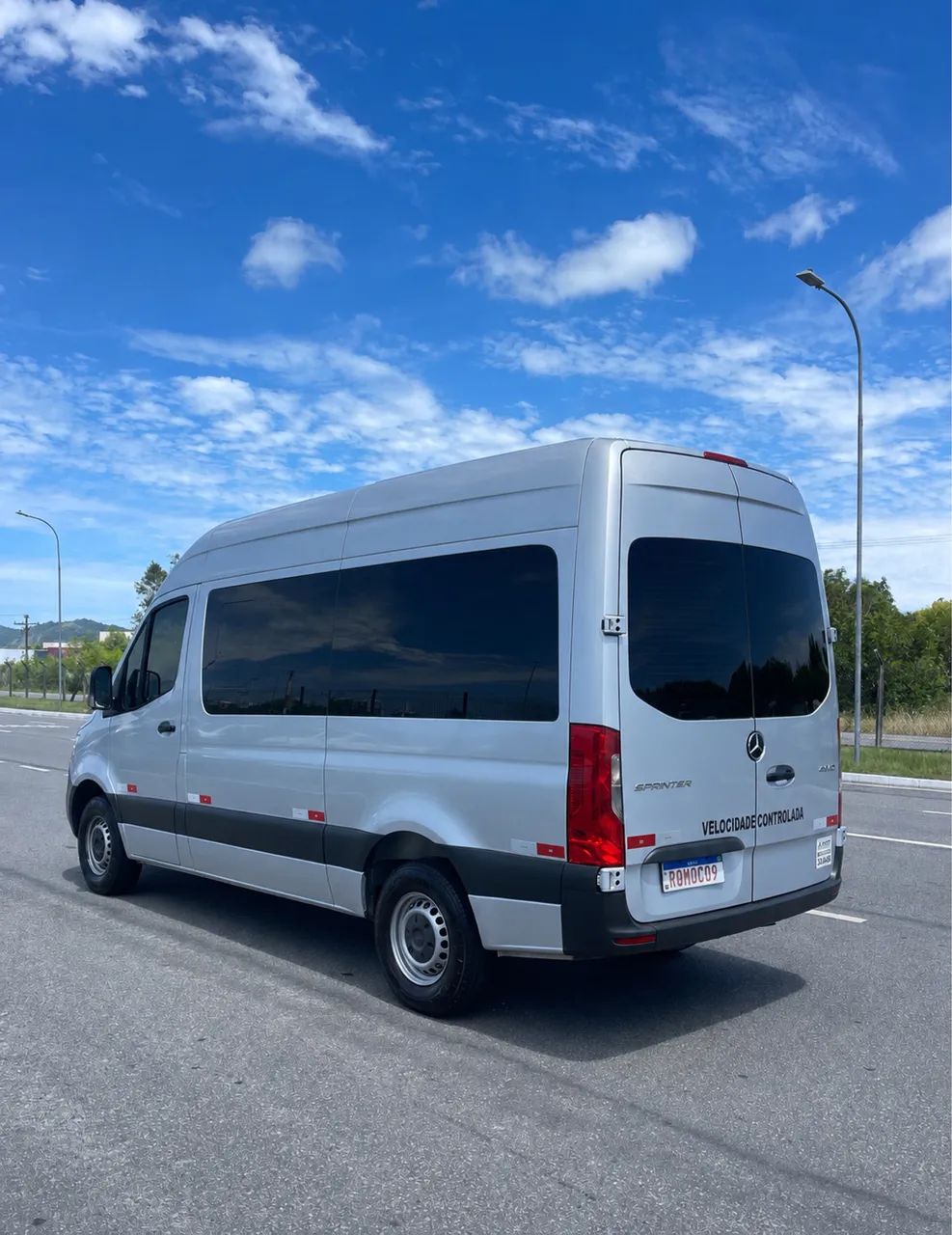 Aluguel de van com motorista  - Foto 2