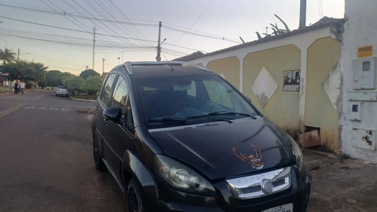 Fiat Idea Adv./ Adv.lock.dualogic 1.8 Flex 5P 2011 - Foto 2