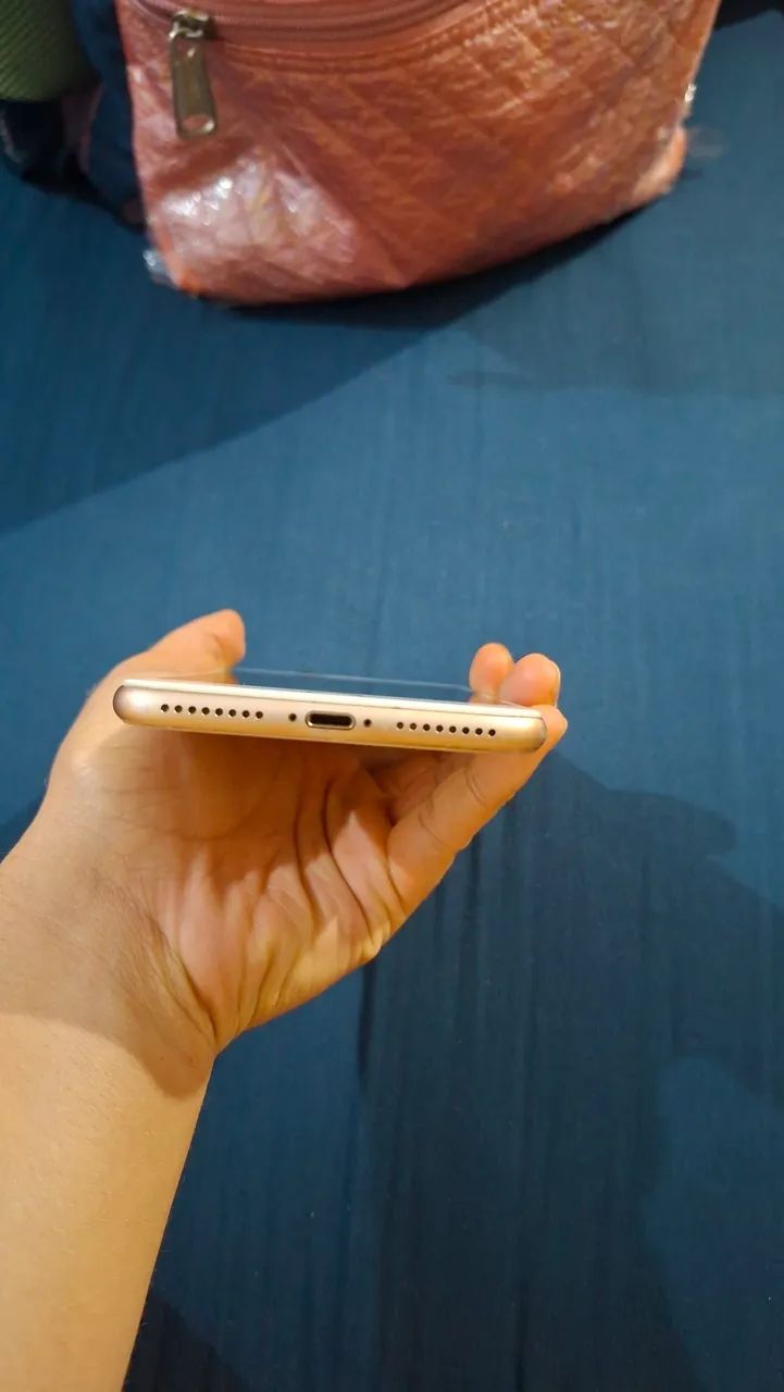 IPHONE 8 PLUS - Foto 4