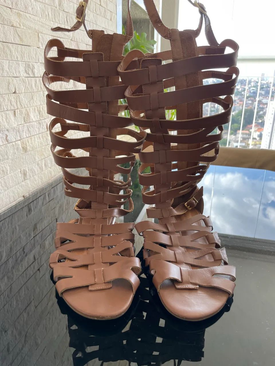 sandália gladiadora marrom encanto dos pés 39