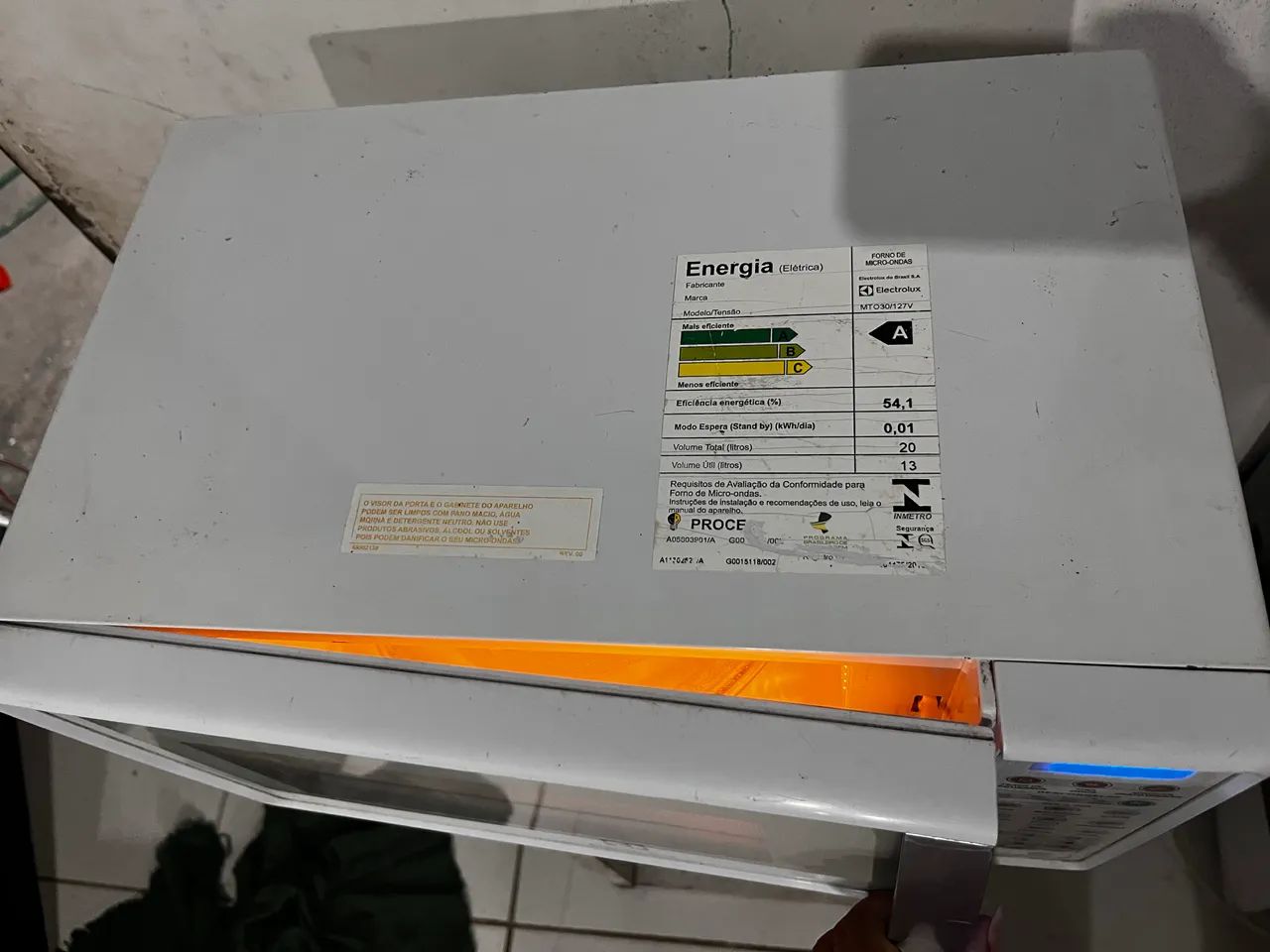 Microondas Electrolux 20 litros funcionando  - Foto 5