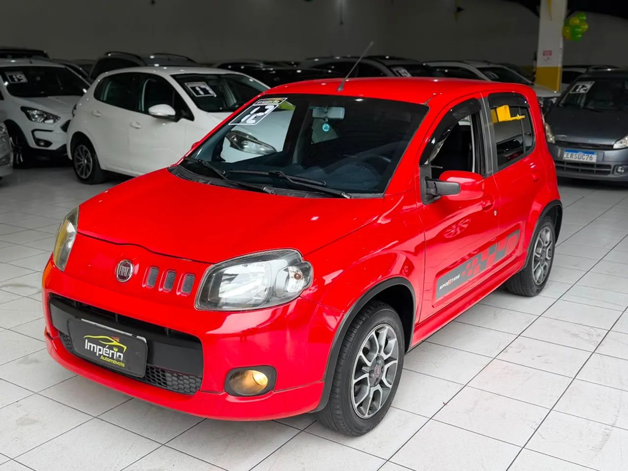 Fiat Uno Sporting 1.4 EVO Fire Flex 8V 4P 2012