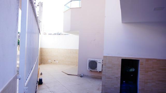 Vendo casa triplex toda decorada. Bairro Castália - Foto 5