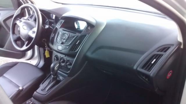 Focus Sedan 2.0 Automático, 2015 Promoção - Foto 9
