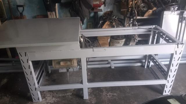 Mesa para cortar madeira (PREÇO A NEGOCIAR)