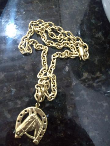 Cordão moeda antiga com pingente