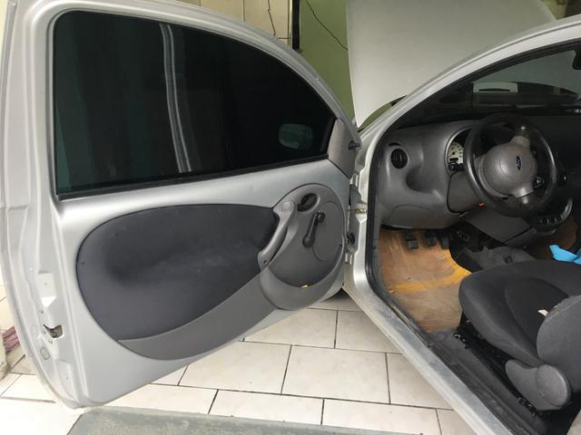 Vendo Ford ka 2002 - Carro Super econômico com Ar cond - Foto 5
