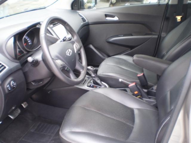 HYUNDAI HB20X 1.6 16V PREMIUM FLEX 4P AUTOMÁTICO - Foto 10