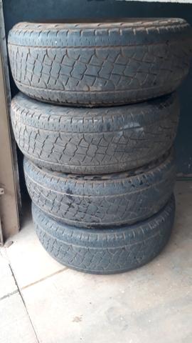 Pneus 265/65/r17 camionete meia vida