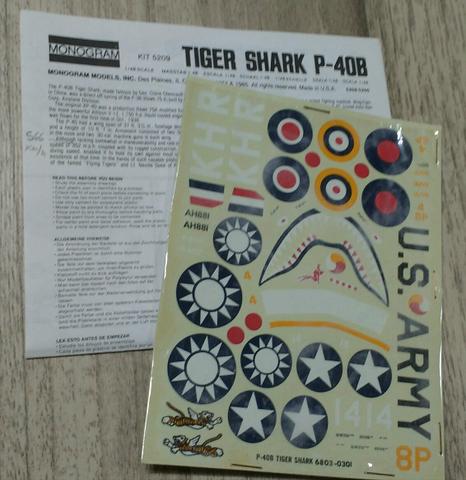 Avião de plástico para montar do Curtiss P-40B "Kittyhawk", escala 1/48, da Monogram - Foto 3